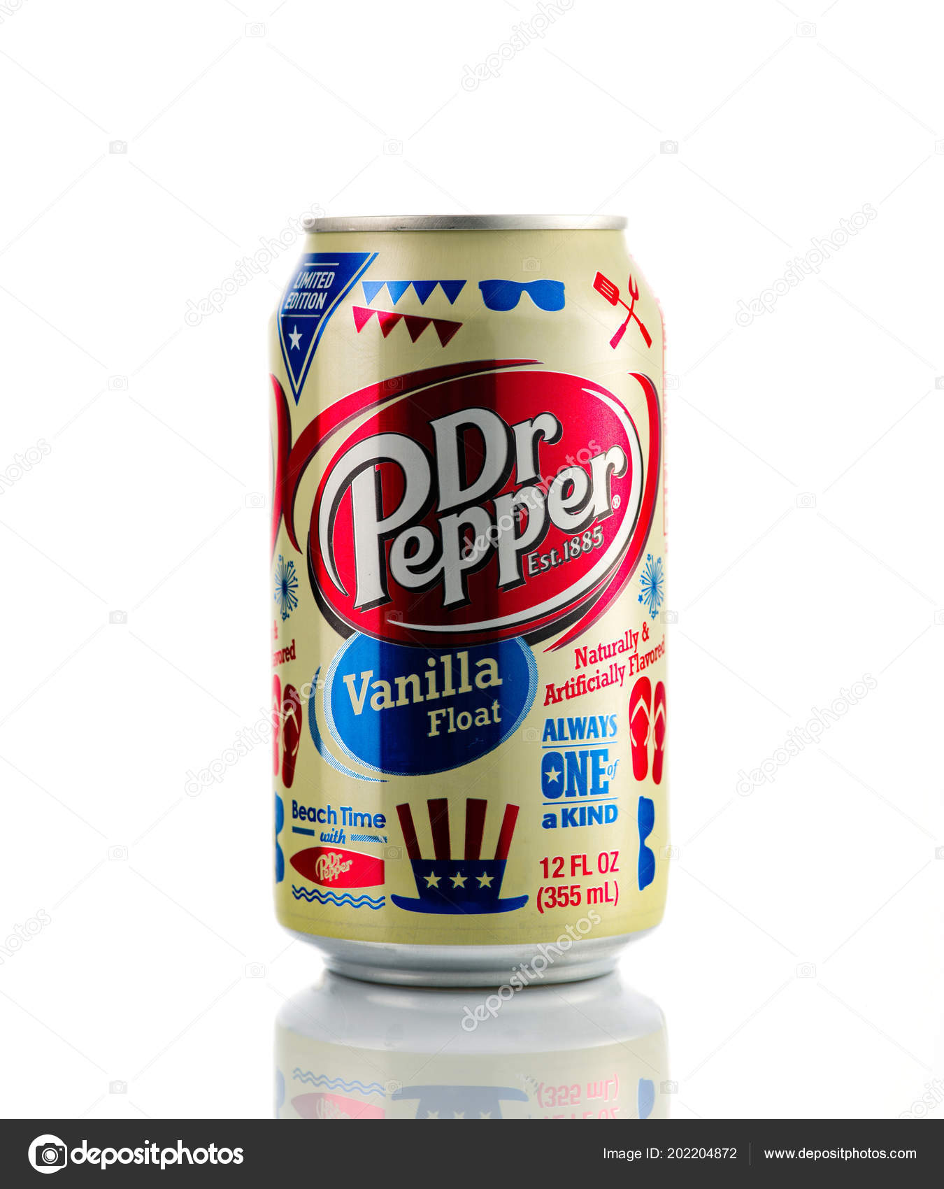明斯克白俄罗斯2018年6月7日罐头胡椒博士香草漂浮软饮在白色背景下隔绝胡椒博士是一家以独特风味销售的软饮料这酒是在十九世纪八十年代创造的——, image size:1350x1700