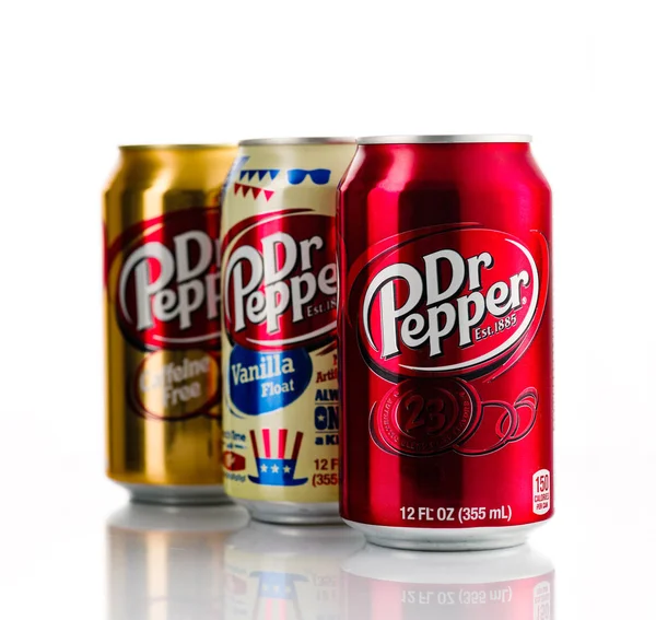 Minsk Belarus June 2018 Three Cans Pepper Soft Drink Isolated — Stock Photo, Image