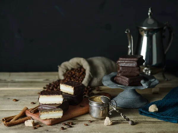 Kawy Martwa Natura Torty Czekoladowe — Zdjęcie stockowe