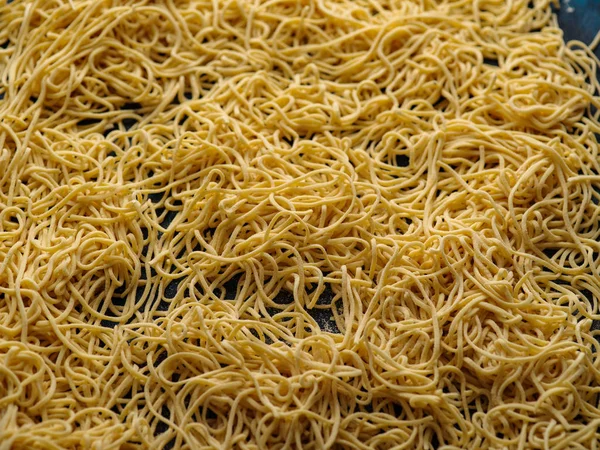 Getrocknete Eiernudeln Rohe Frische Spaghetti Lebensmittel Hintergrund — Stockfoto