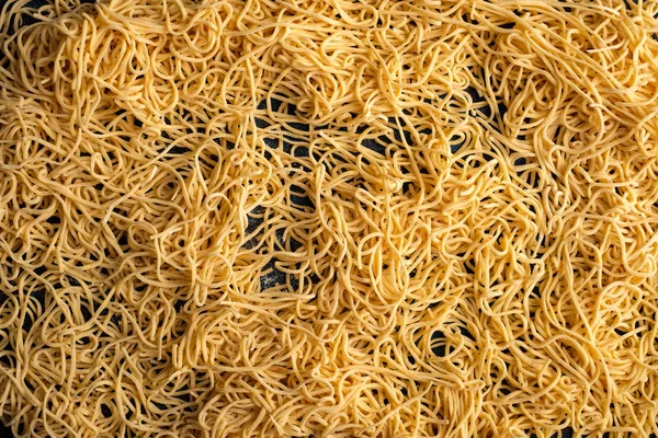 Szárított Tojásos Tésztát Tésztával Friss Nyers Spagettit Élelmiszer Háttér — Stock Fotó
