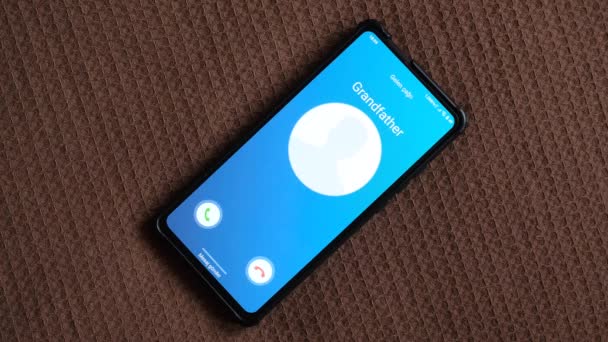 Smartphonu Blíží Hovor Volá Můj Děda Video Natáčení — Stock video