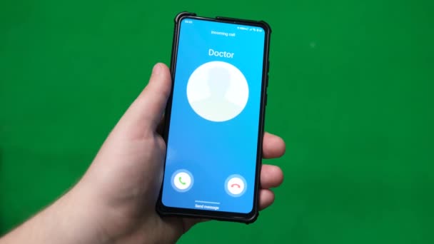 Akıllı telefondan bir arama geliyor. Patronum arıyor.. — Stok video