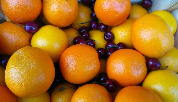 Frutos brillantes de naranjas. naranjas, fondo — Foto de Stock
