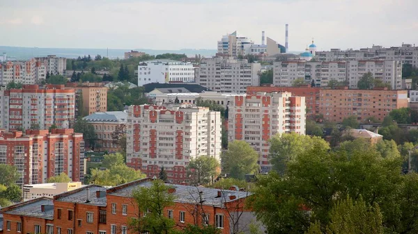 Güneş Işığı Kursk Şehir Çatıları Ufuktaki Tapınak Panorama Yaz Şehri — Stok fotoğraf