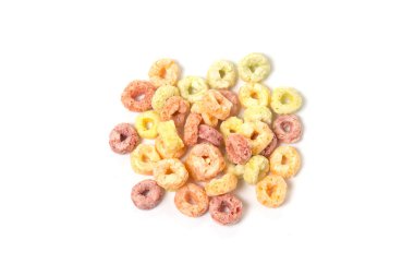 Renkli Mısır, buğday, arpa Mısır gevreği beyaz arka plan üzerinde izole.