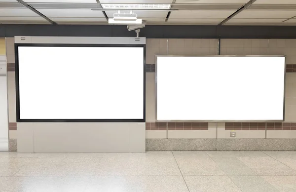 Cartazes Cartazes Branco Estação Metrô Para Publicidade — Fotografia de Stock