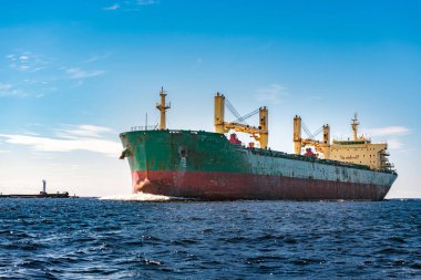 Rıhtıma demirli tekneler, endüstriyel konsept 