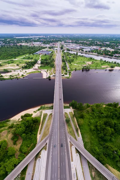 Воздушный Вид Мост Городским Движением Дневное Время — стоковое фото