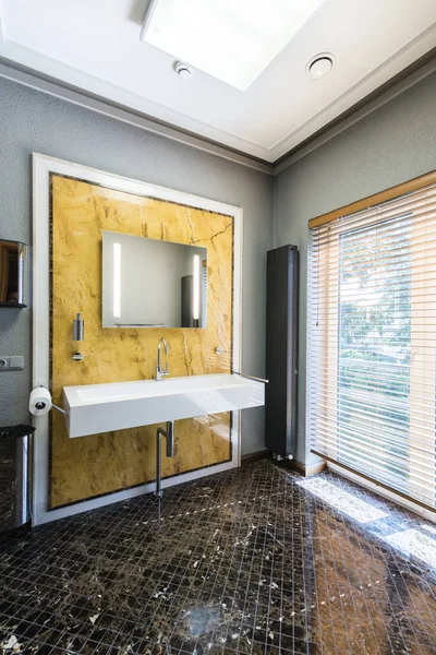 Koupelna Moderní Interiér Světlých Barvách — Stock fotografie
