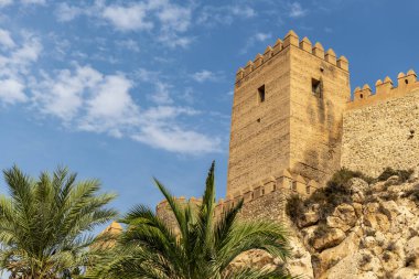 Almeria Alcazaba duvarları
