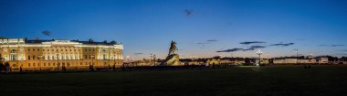 St. Petersburg seti. İyi geceler. Işıklar