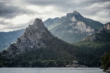 Burabay göl dağları. Panorama 