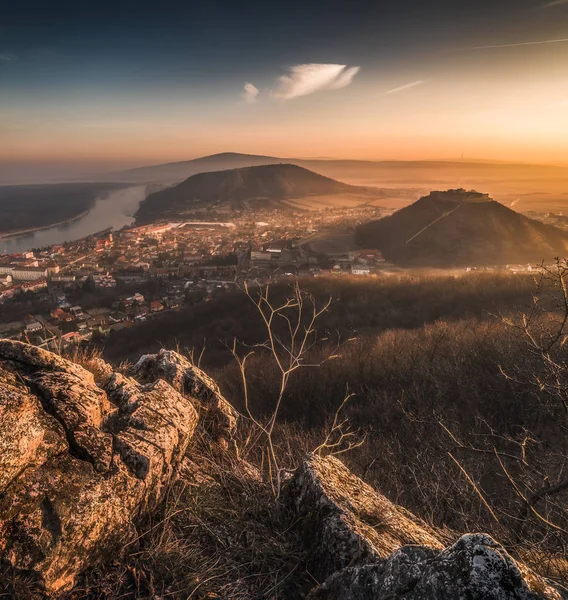 View of a Small City near a River at Sunrise — Stock Photo, Image