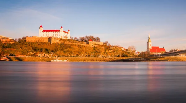 Kasteel van Bratislava — Stockfoto