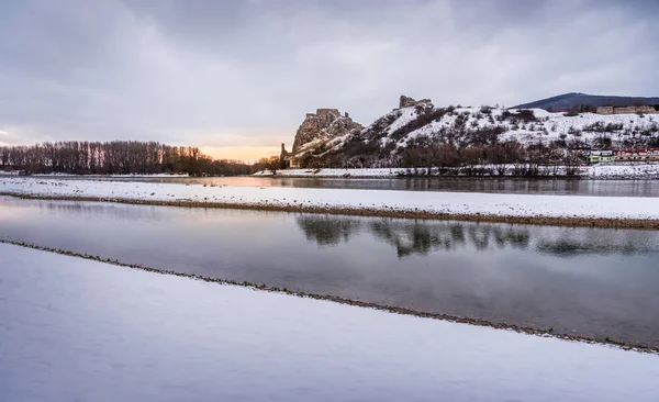 Snow Covered Devin Castle ar Sunrise — Stock Photo, Image