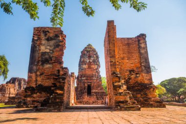 Ayutthaya ilinin Ayutthaya ilçesinde Ayutthaya Tarih Parkı 'nda Pagoda. Eski Tayland Başkenti 'nin mimarisi