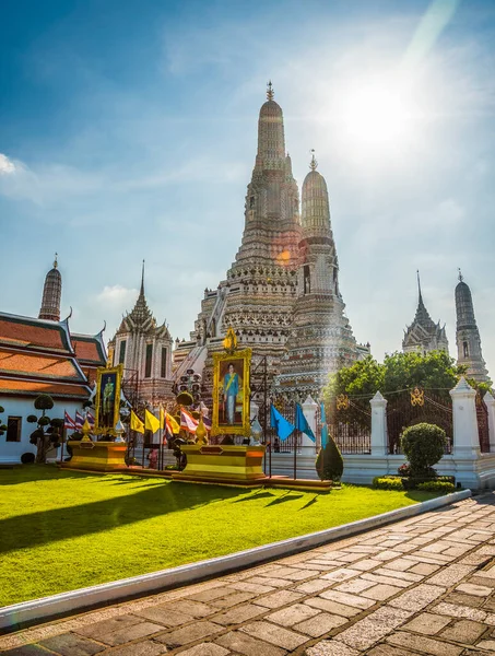 Wat Arun 黎明寺 这是一个重要的佛教寺庙 也是泰国曼谷叶地区著名的旅游胜地 — 图库照片