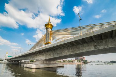Maha Chesadabodranusorn Köprüsü Chao Phraya Nehri, Bangkok, Tayland