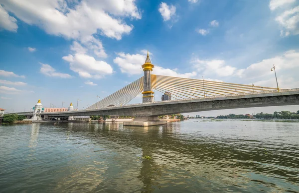 Maha Chesadabodindranusorn Ponte Sul Fiume Chao Phraya Bangkok Thailandia — Foto Stock