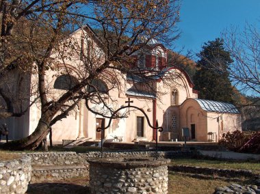 Pec Patrikliği. 13. yüzyıldan kalma Sırp ortodoks manastırı Kosova 'da bulunuyor. Unesco Dünya Mirası.