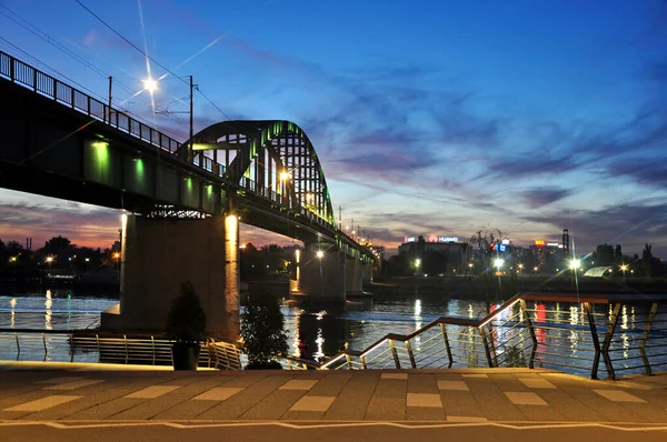 Puesta Sol Paseo Marítimo Sava Vista Puente Viejo Sava Que — Foto de Stock