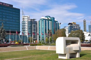 Sırbistan 'ın Yeni Belgrad kentinin modern mimarisi. 