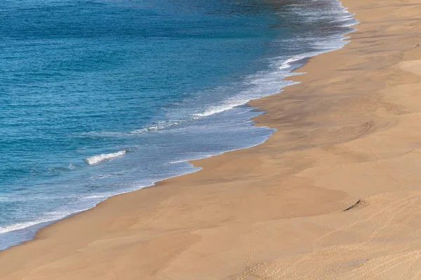 Masaüstü için deniz ve sahil dalgası arkaplanı