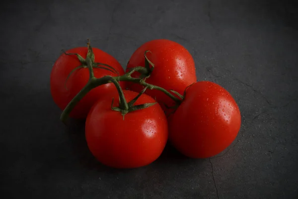 Das Konzept Aus Gemüse Einen Salat Machen Vegetarische Kost Tomaten — Stockfoto