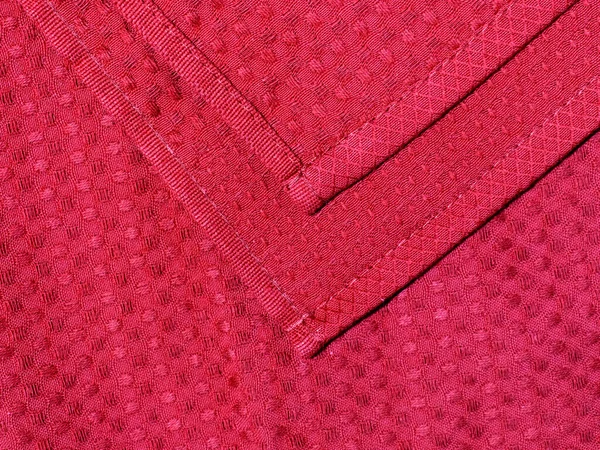 Red Safenette Folded View Textured Fabric Table Serving Element — Stock Photo, Image