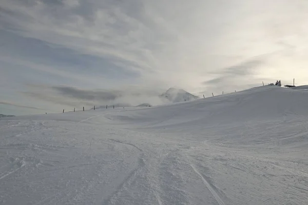Racines-Jaufen skidcenter, Trentino, Italien, vinter Dolomiten Alperna — Stockfoto