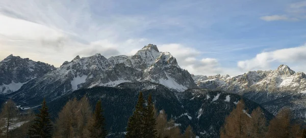 Sesto, Sextner Dolomiten in wintertime, Ιταλία — Φωτογραφία Αρχείου