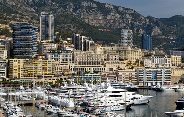 Панорама Монте - Карло в осінній день, Монако. — стокове фото