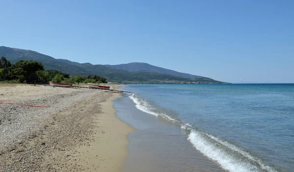 Etisies Beach en la isla de Thassos, Grecia . — Foto de Stock