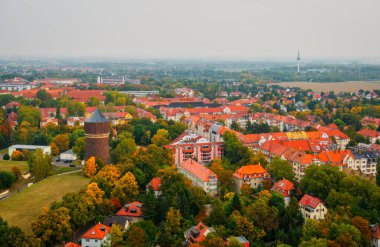 Leipzig, Panorama. Güzel bir sonbahar günü, Voelkerschlachtdenkmal 'den şehrin en güzel manzarası.