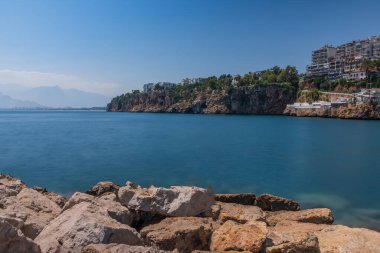 Kaleici, Antalya, Türkiye 'deki eski liman - seyahat geçmişi. Ağustos 2020. Uzun pozlama resmi