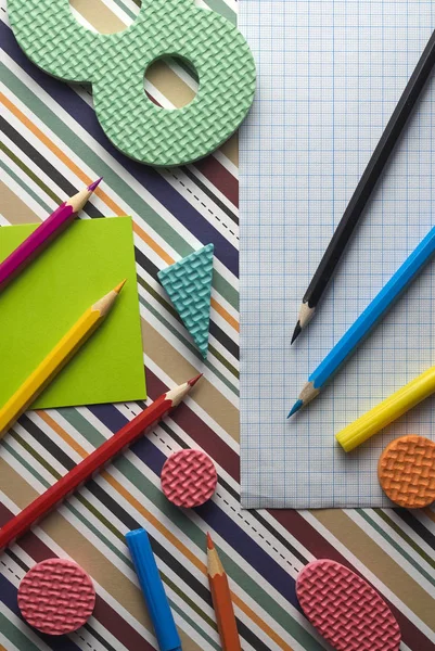 Různé Typy Podnikání Školních Kancelářských Doplňků Barevné Geometrické Papírové Pozadí — Stock fotografie