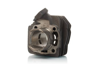 yalıtılmış bir arka plan üzerinde yedek parça