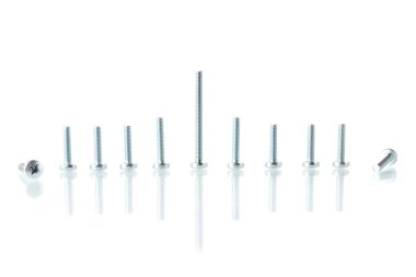 motor parçaları izole beyaz zemin üzerine