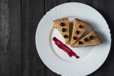 tatlı ve kahve koyu doğal ahşap zemin üzerine