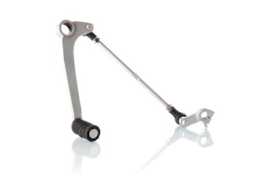 motor parçaları izole beyaz zemin üzerine