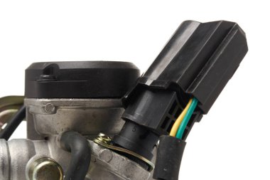 motor parçaları izole beyaz zemin üzerine