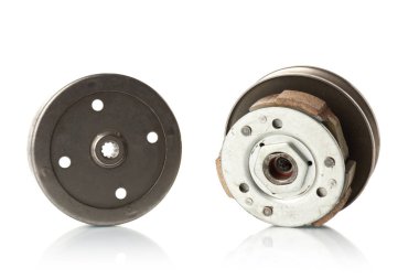 motor parçaları izole beyaz zemin üzerine