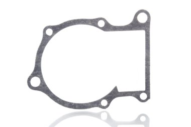 motor parçaları izole beyaz zemin üzerine