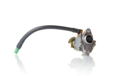 motor parçaları izole beyaz zemin üzerine