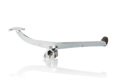 motor parçaları izole beyaz zemin üzerine