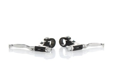 yalıtılmış bir arka plan üzerinde motor parçaları