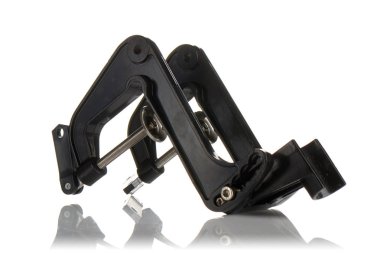 yalıtılmış bir arka plan üzerinde motor parçaları