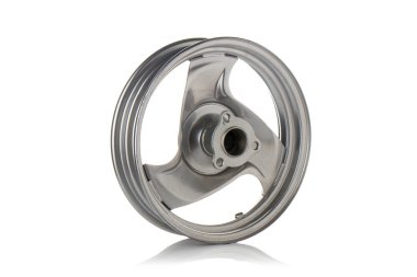 yalıtılmış bir arka plan üzerinde motor parçaları