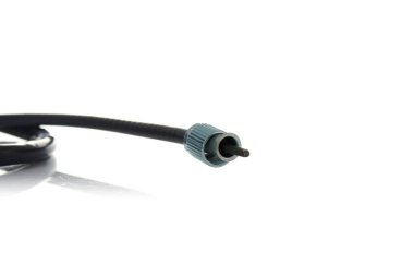 yalıtılmış bir arka plan üzerinde motor parçaları